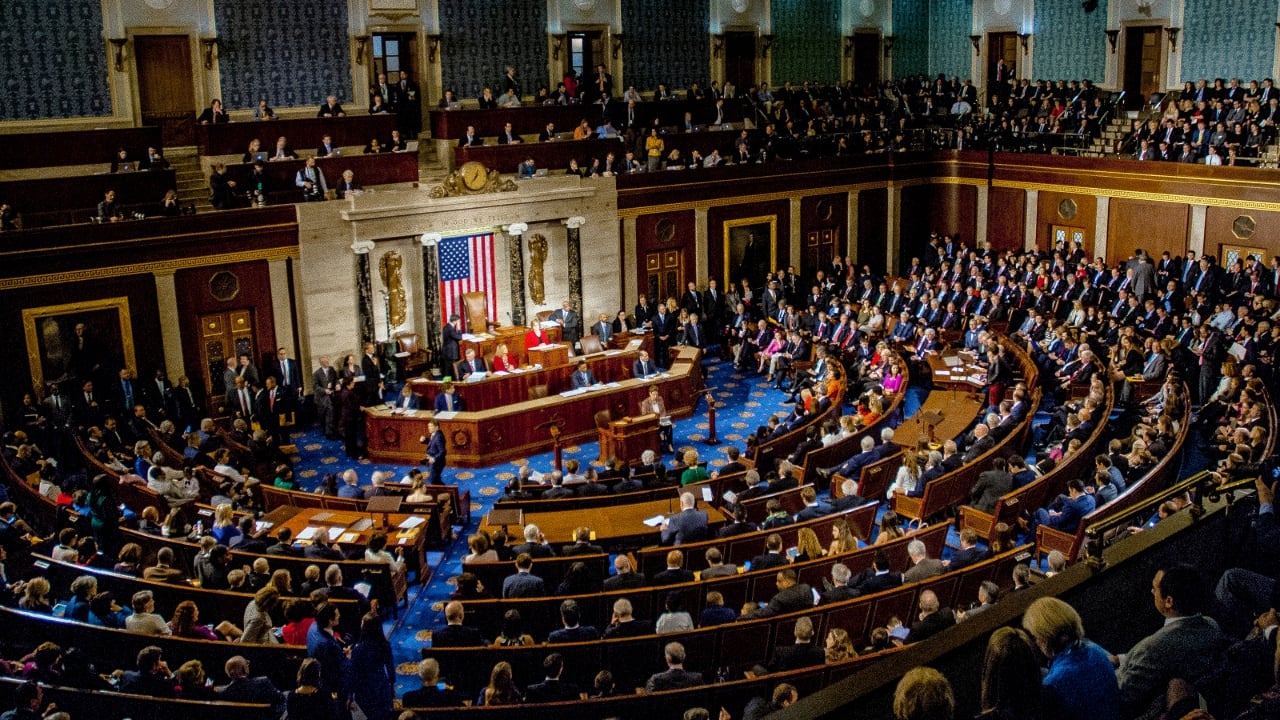 Crypto Week, Indeed! What started as a symbolic label (“Crypto Week”) ended with real legislative firepower. Meanwhile, ethereum seized the spotlight as the market’s narrative driver.