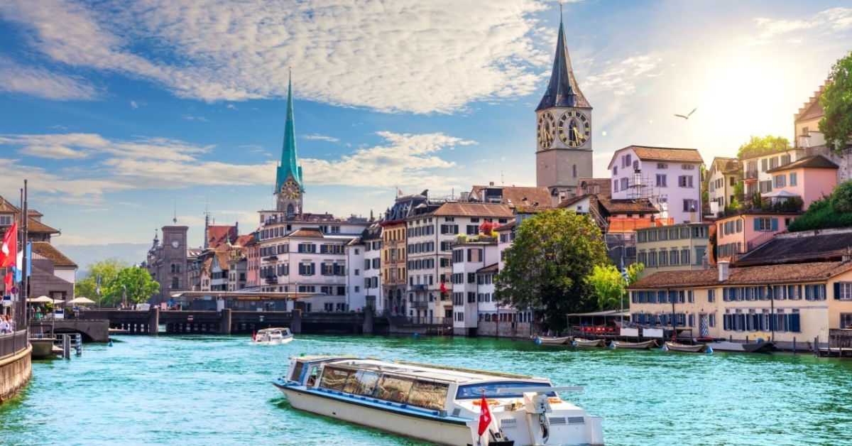 Sygnum Integrates Bybit Into Bank-Grade off‑exchange Custody Network Share quote to twitter-icon Swiss digital-asset bank Sygnum has integrated crypto exchange Bybit into its Sygnum Protect off-exchange custody platform, making Sygnum the first bank to offer off-exchange custody for Bybit and enabling spot and derivatives trading with assets held off-balance sheet in regulated, bank-grade custody.